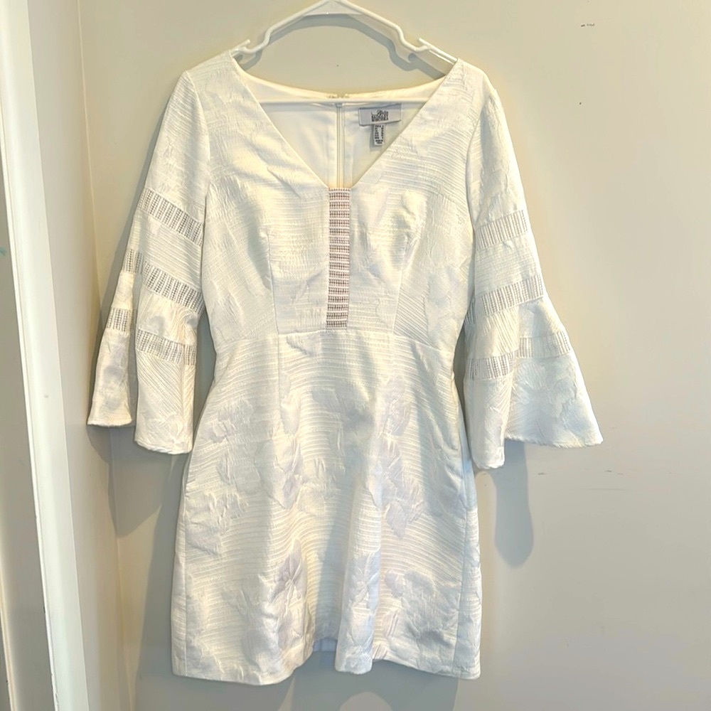 Beautiful Belle Bagdley Mischka white cocktail dress